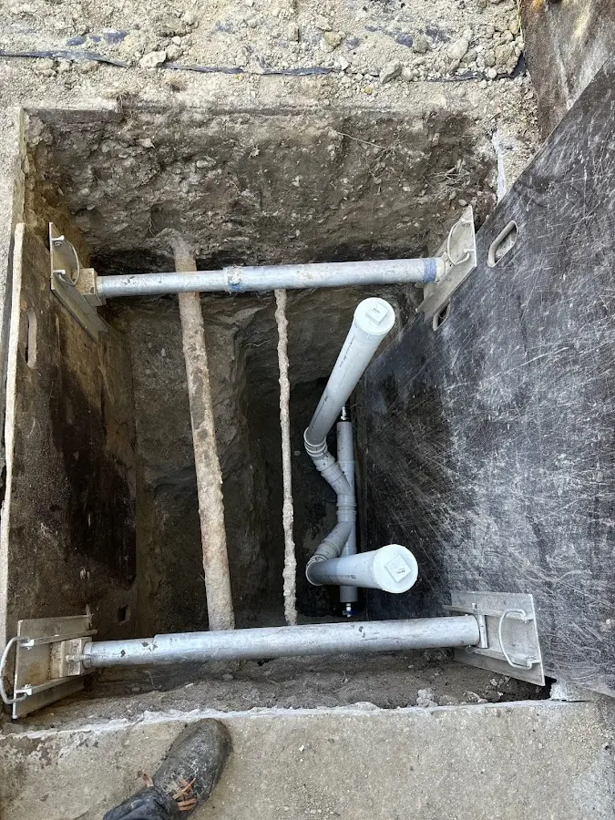 Experienced plumber completing Gas Line Repair work in Pupukea